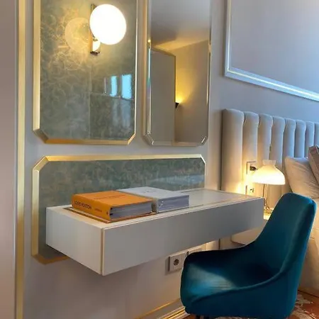 3 Minutes' Walk From The Duomo Cathedral * Milan